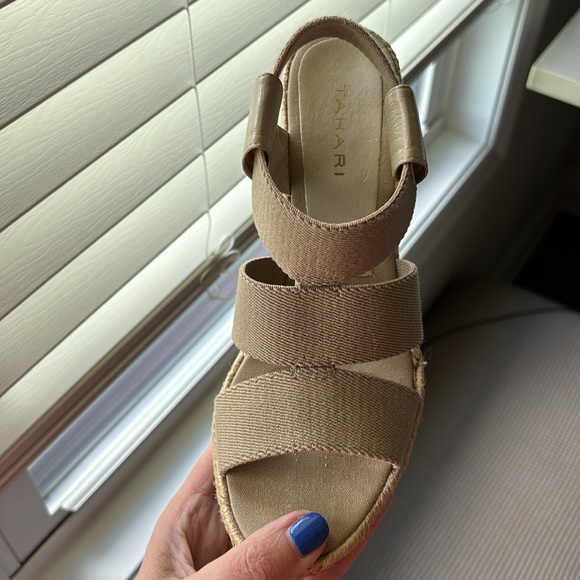 Tahiti - tan sandals - Picture 7 of 9